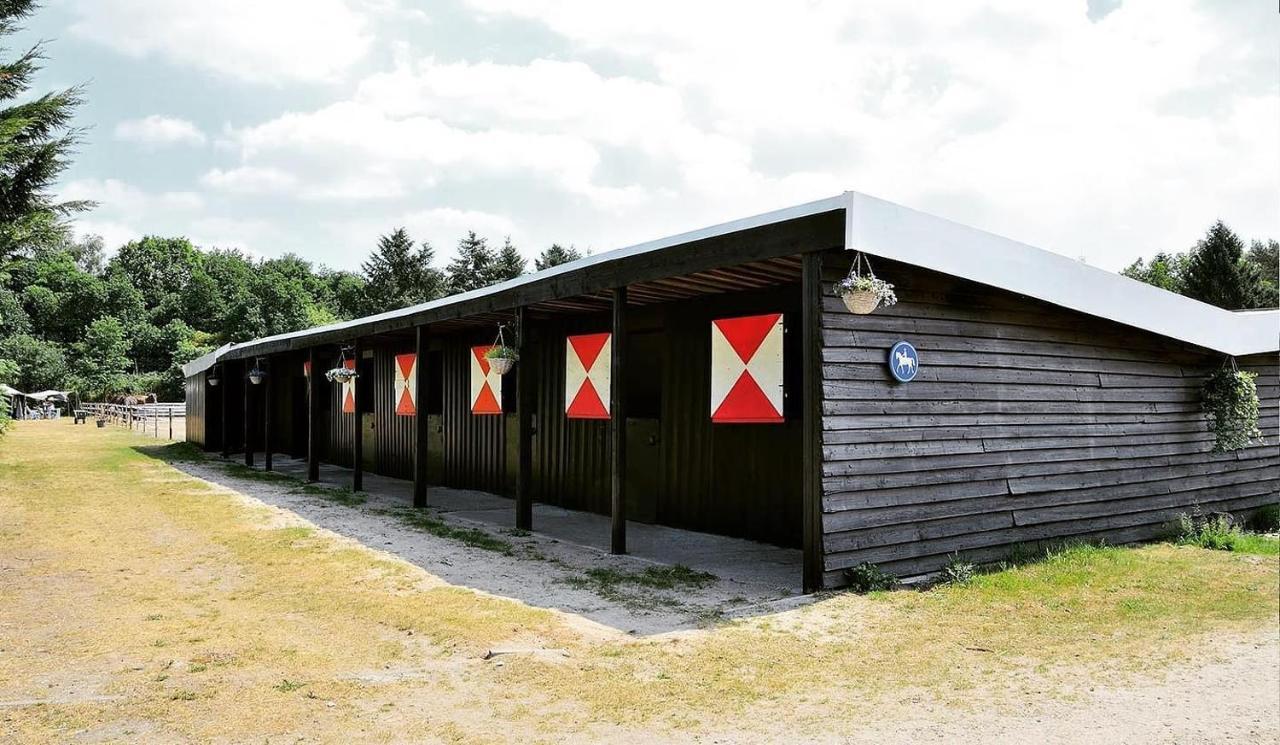 Knus Chalet Midden In De Bossen Nunspeet Exterior foto
